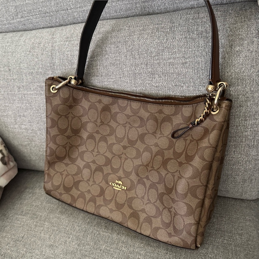 Coach handbag, brown with black inside!